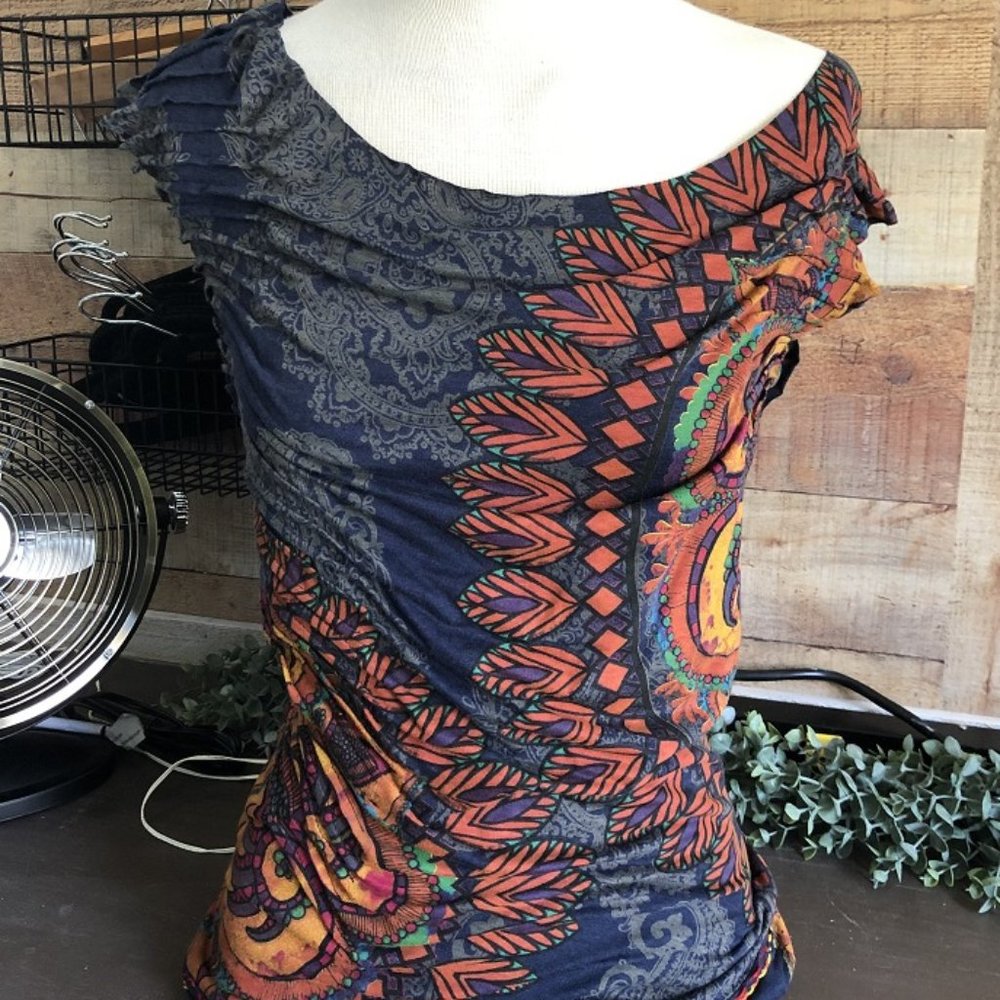 Desigual sleevless fitted tee - sz S